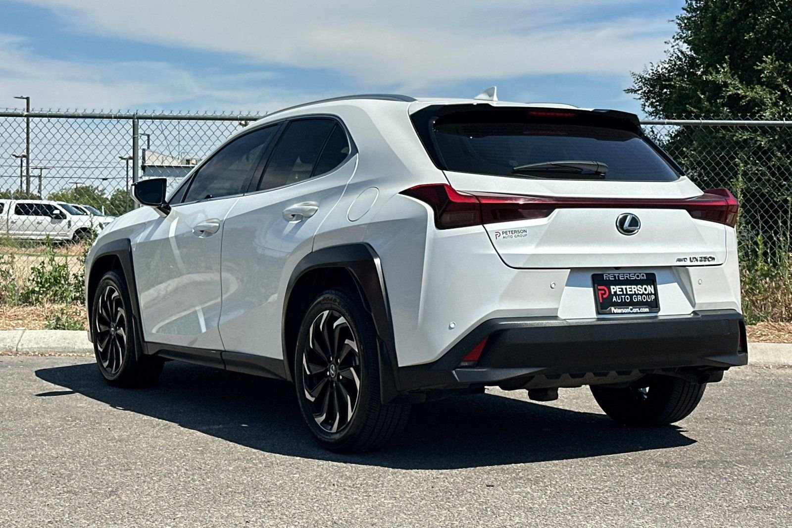 Used 2023 White Lexus 250h Base image 6