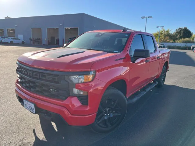 Used 2022 Red Hot Chevrolet Custom image 8