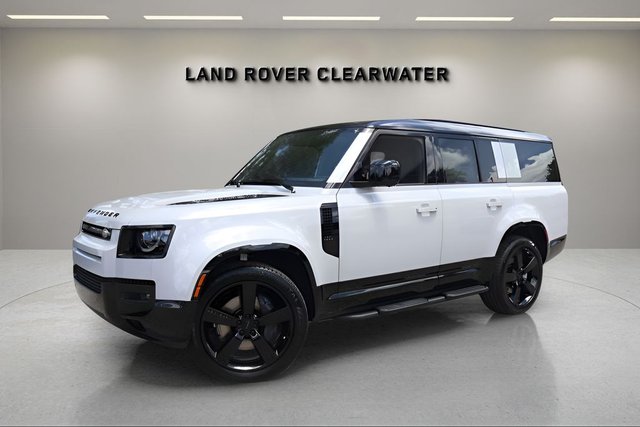 2026 Land Rover Defender 130 X-Dynamic SE