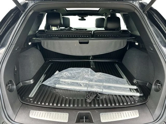 Used 2023 Black Cadillac Premium Luxury image 9