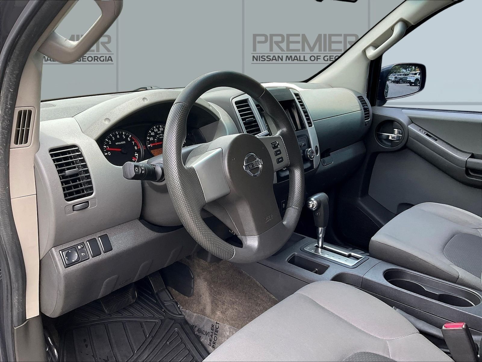 Used 2013 Black Nissan S image 18