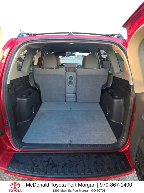 Used 2012 Red Toyota Base image 17