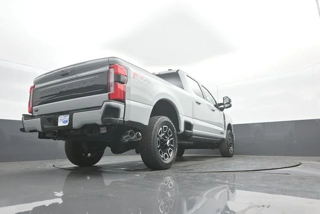 New 2026 Avalanche Ford F-350® Platinum® image 33