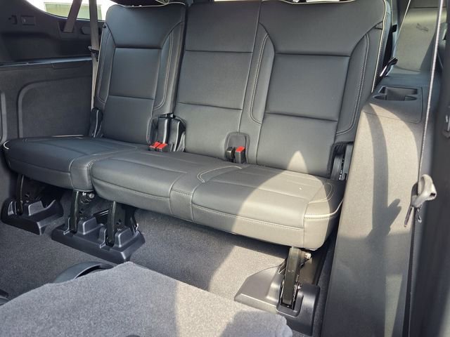 2025 Chevrolet Suburban Premier - Photo 9