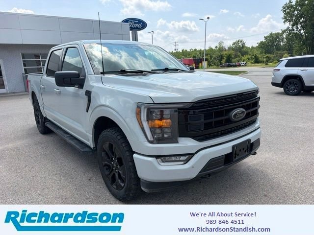 Used 2023  Ford XLT image 1
