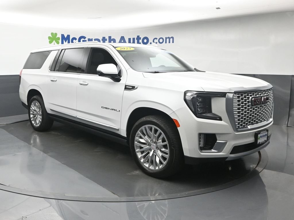Used 2023 White GMC Denali image 2