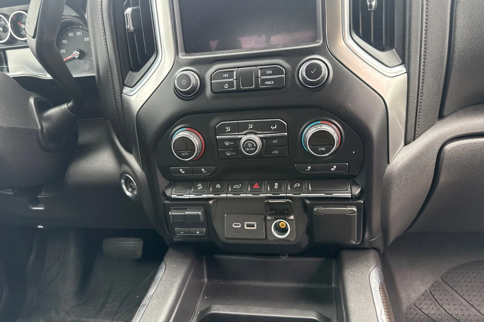 Used 2019 SATIN STEEL METALLIC Chevrolet LT Trail Boss image 16