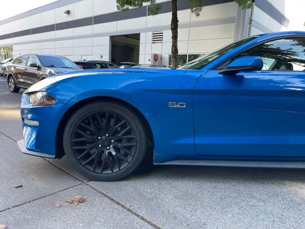 Used 2019 Blue Metallic Ford GT Premium image 7