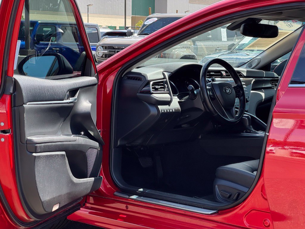 Used 2019 Red Toyota XSE V6 image 8
