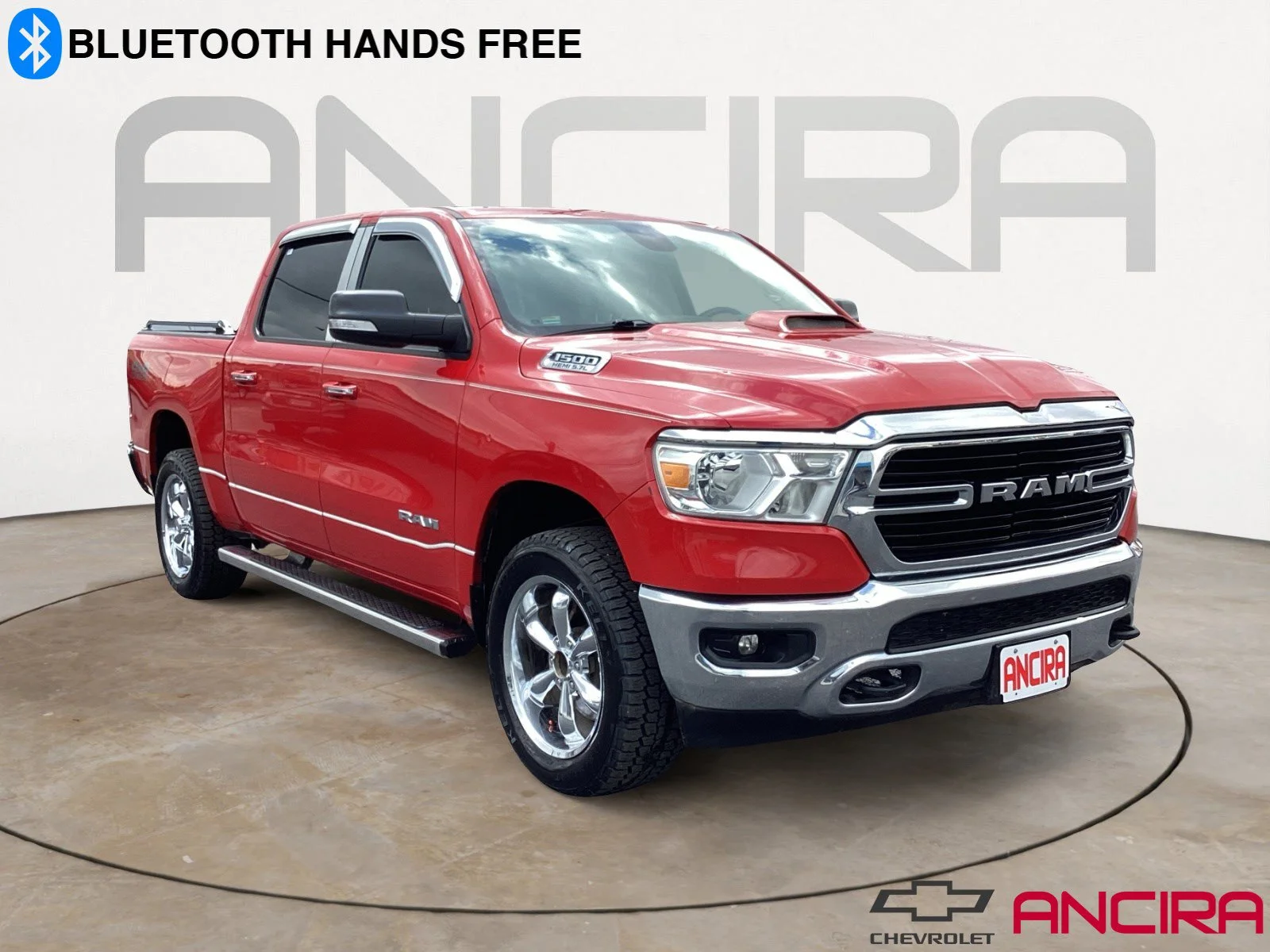 2019 RAM 1500 Big Horn/Lone Star 4x4 Crew Cab 5'7's photo