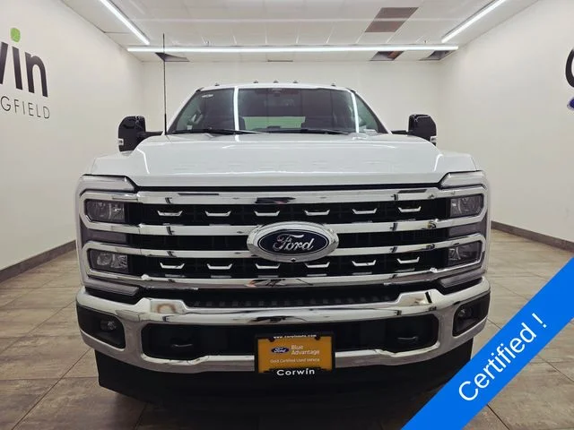 Certified Used 2025 Oxford White Ford Lariat image 5