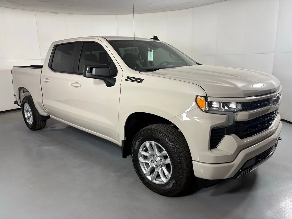 New 2026 White Sands Chevrolet RST image 2
