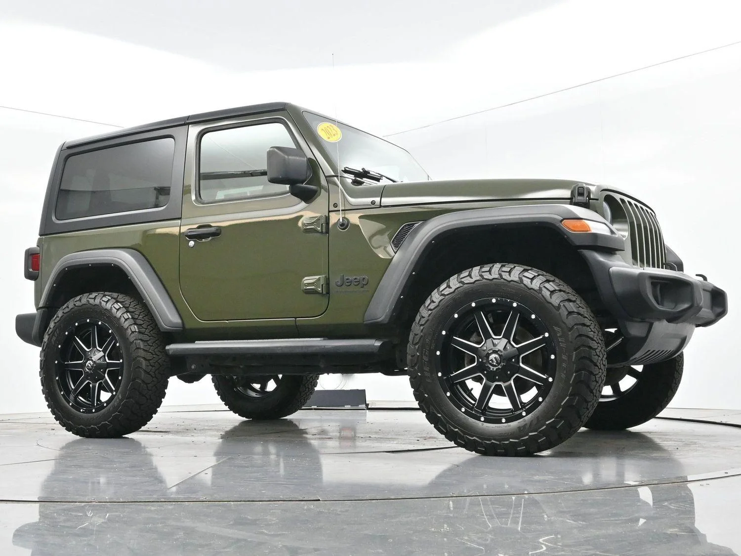 Used 2023 Sarge Green Clearcoat Jeep Sport image 43