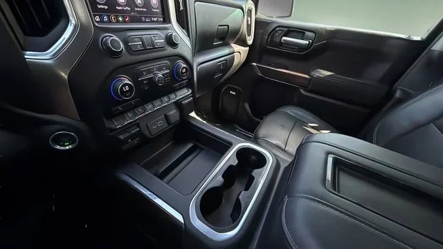 Used 2020 NORTHSKY BLUE METALLIC Chevrolet RST image 14
