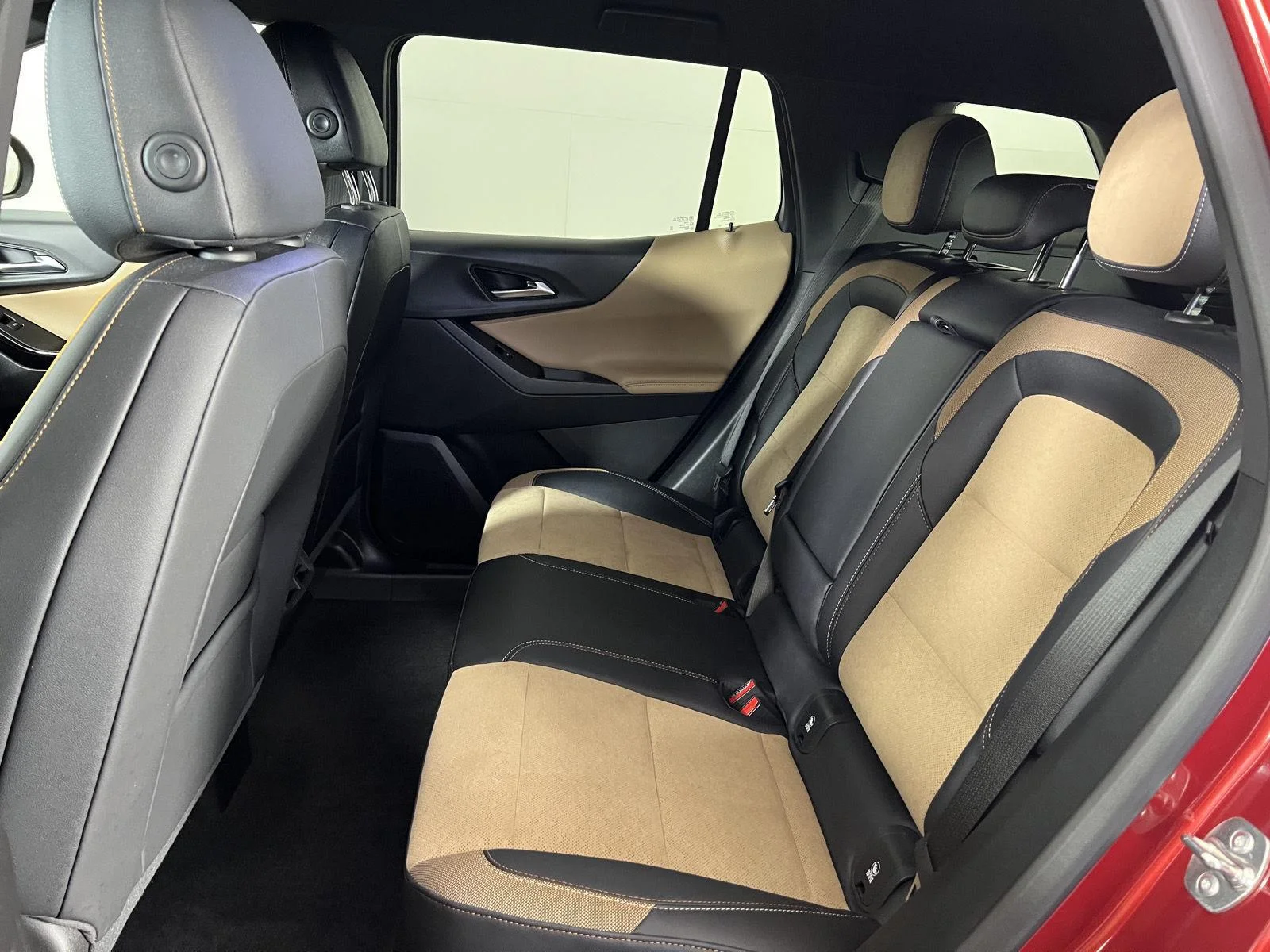 Used 2025 Radiant Red Tintcoat Chevrolet ACTIV image 18