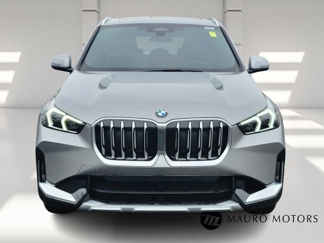 New 2026 Silver BMW xDrive28i image 8