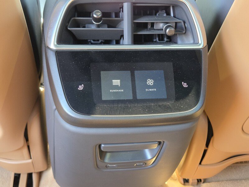 Used 2022  Lucid Grand Touring image 18