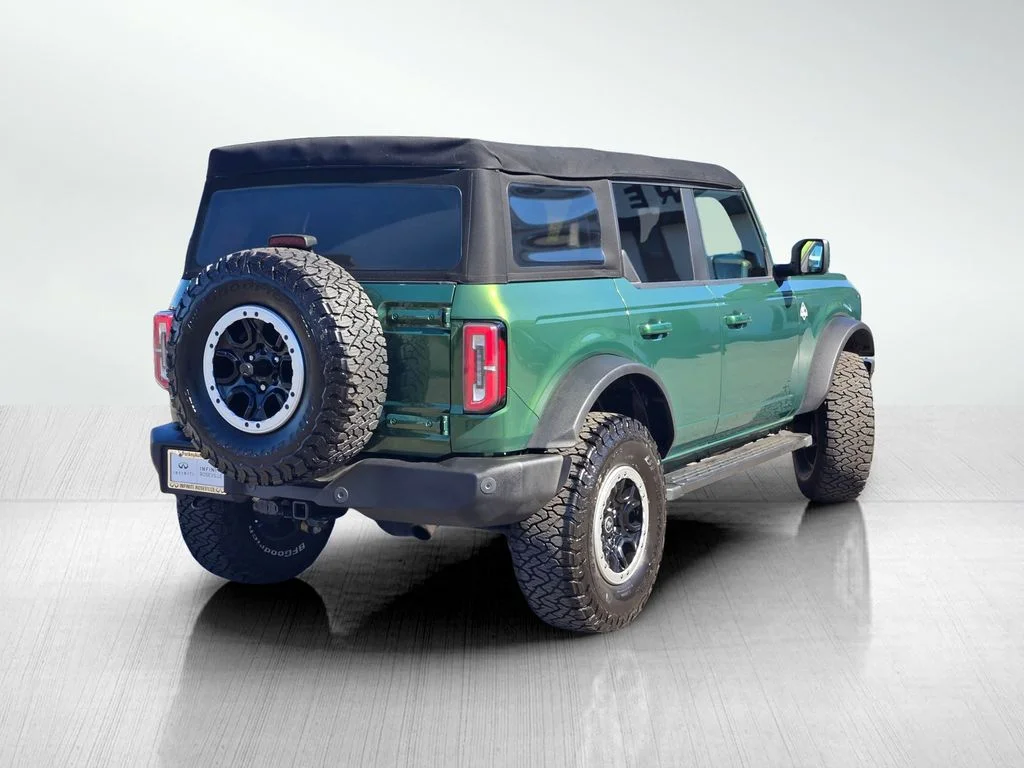 Used 2022 Green Metallic Ford Outer Banks image 4