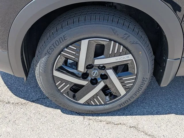 New 2026 Super Black Nissan SV image 4