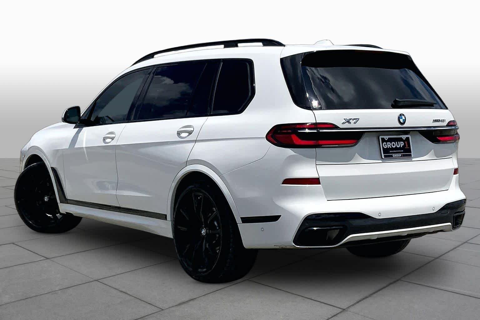 Used 2023 Alpine White BMW xDrive40i image 12