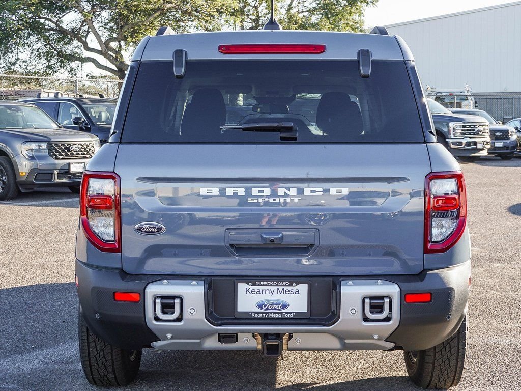 New 2025 Azure Gray Metallic Tri-Coat Ford Big Bend image 5