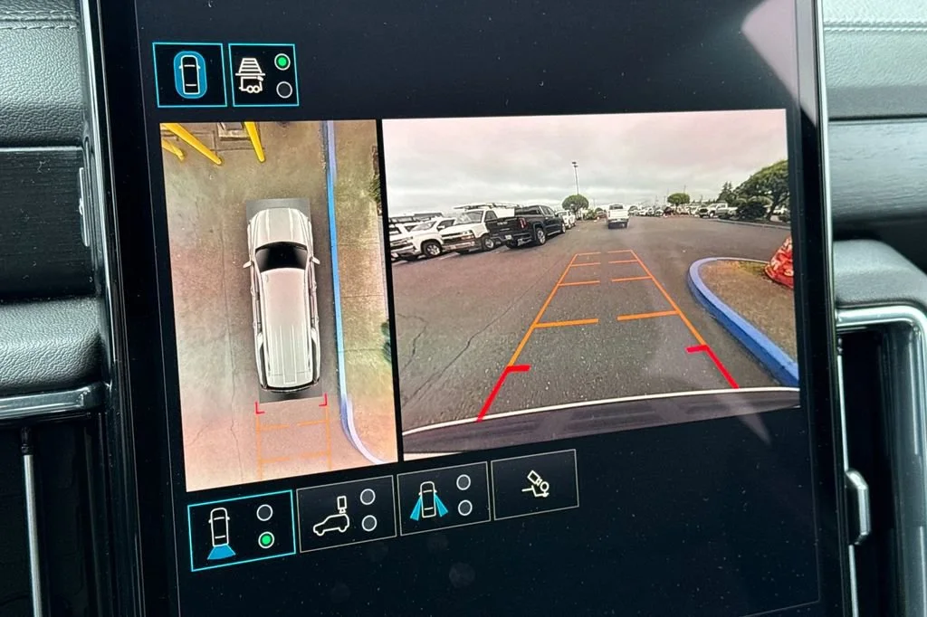 2025 GMC Yukon XL Denali - Photo 21