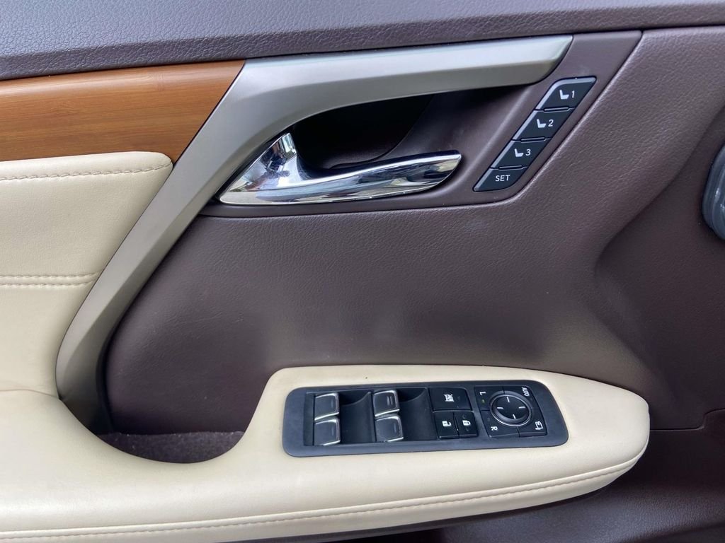 Used 2019 Beige Lexus 350 image 16