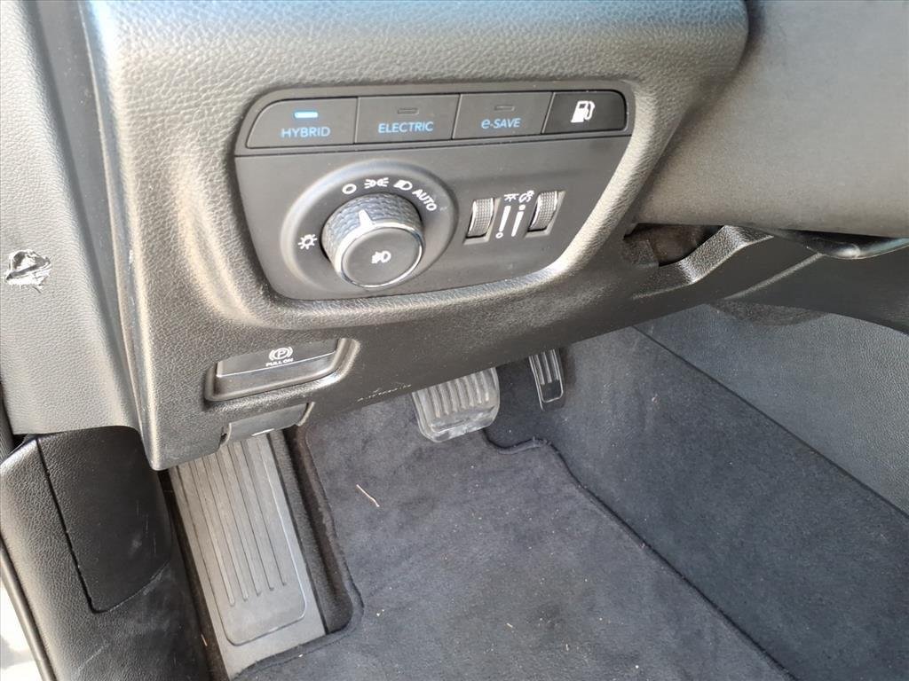 Used 2024 Baltic Gray Metallic Clearcoat Jeep 4xe image 15