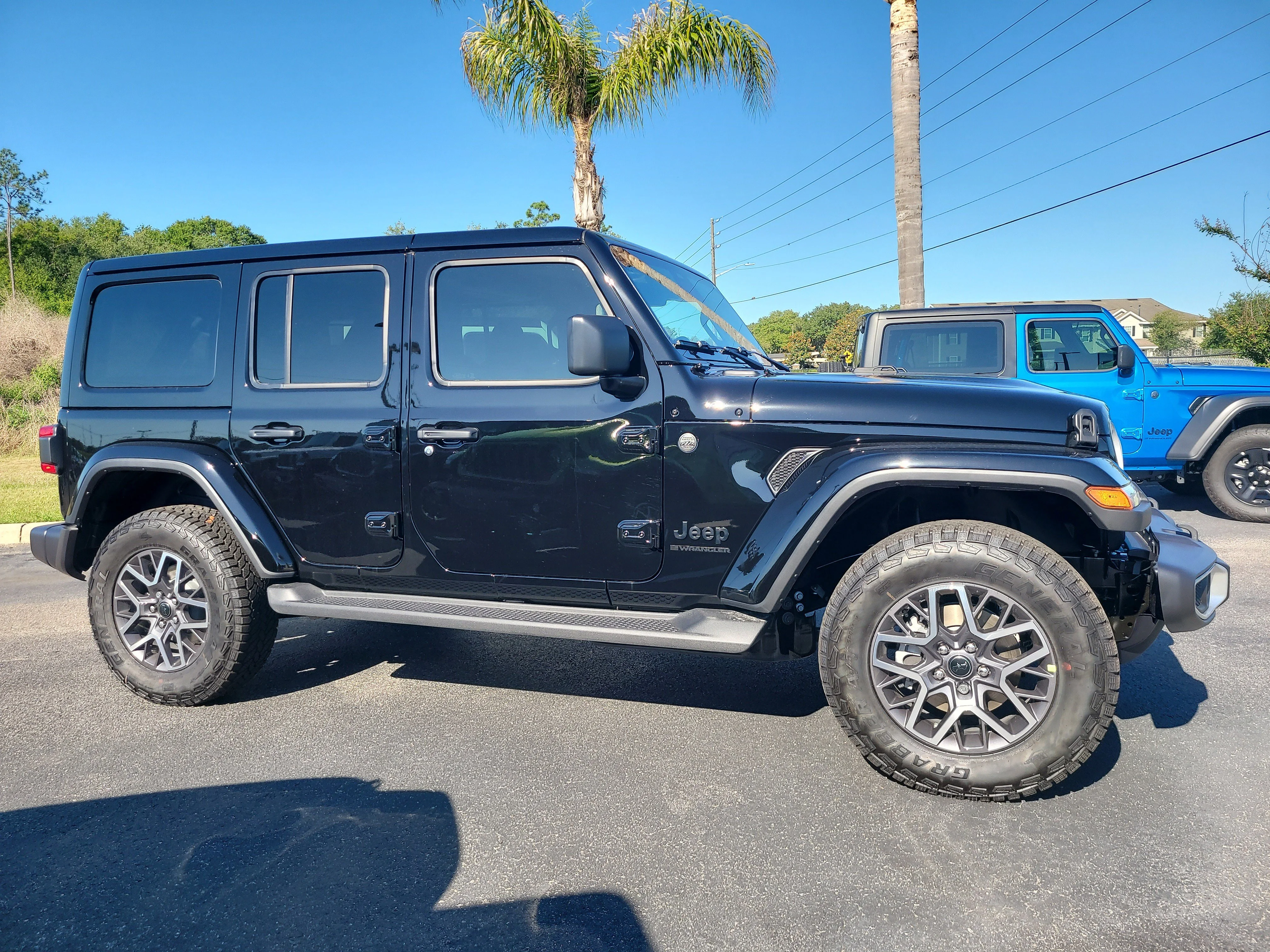 New 2026 Black Clearcoat Jeep Sahara image 4