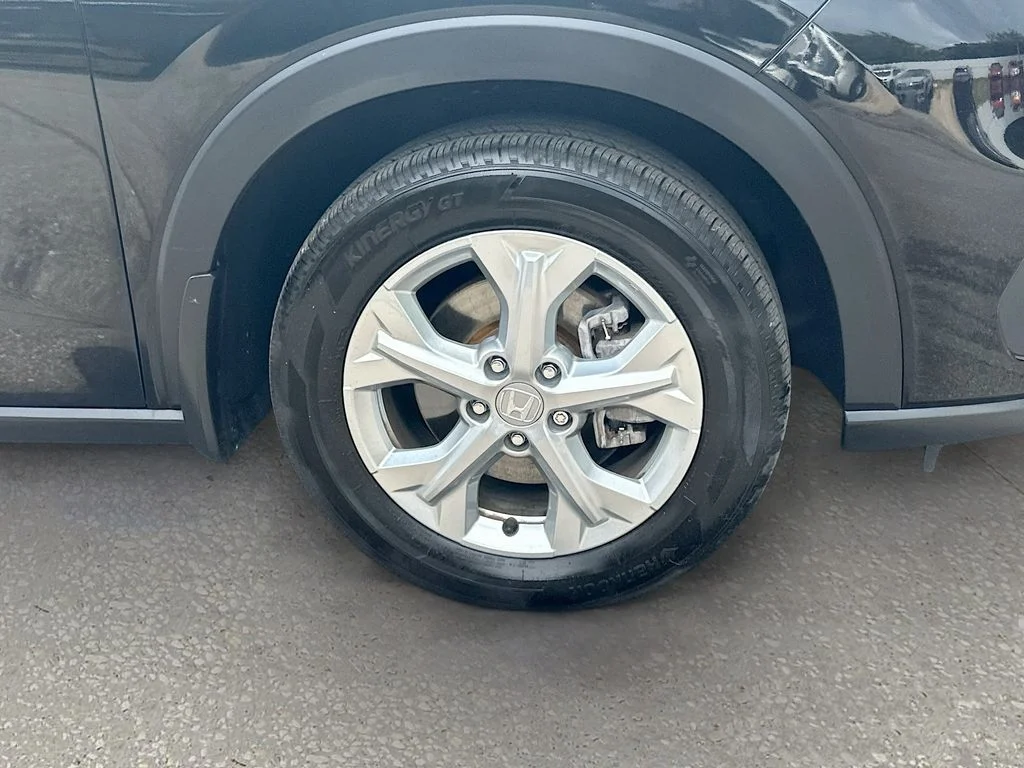 Used 2025  Honda LX image 28