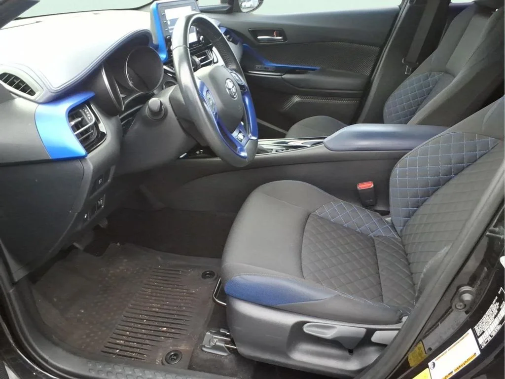 Used 2021 Black Toyota XLE image 17