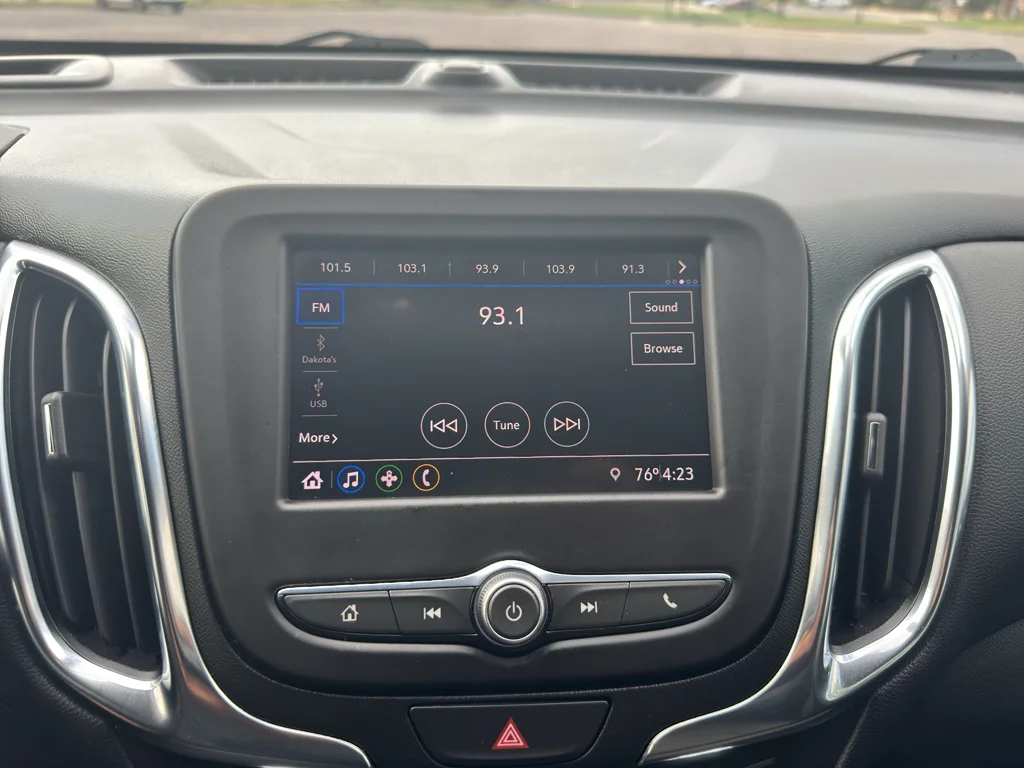 Used 2021 Summit White Chevrolet LT image 35