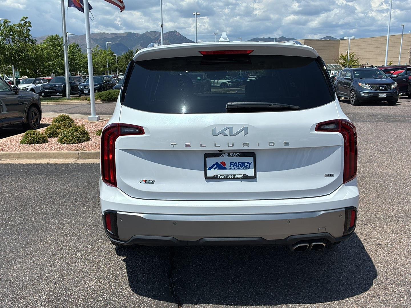 Used 2025 Glacial White Pearl Kia S image 7