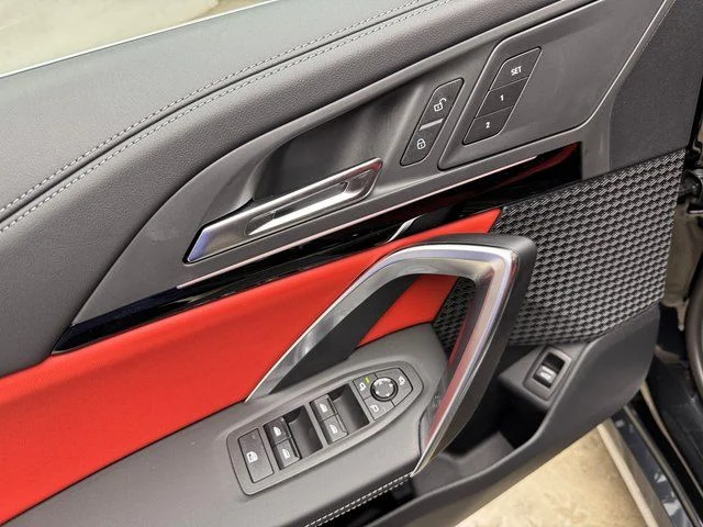 2025 BMW X1 28i - Photo 11
