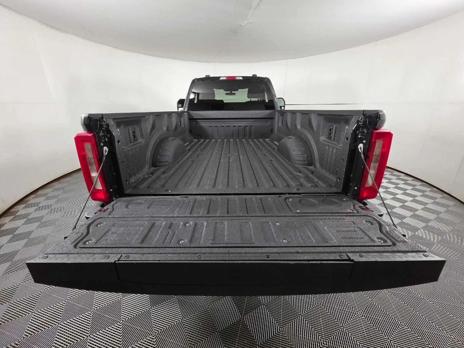 Used 2024 Agate Black Ford XLT image 20