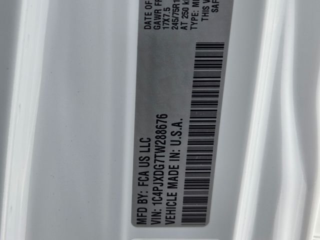 New 2026 Bright White Clear-Coat Exterior Paint Jeep 85th Anniversary Edition image 35