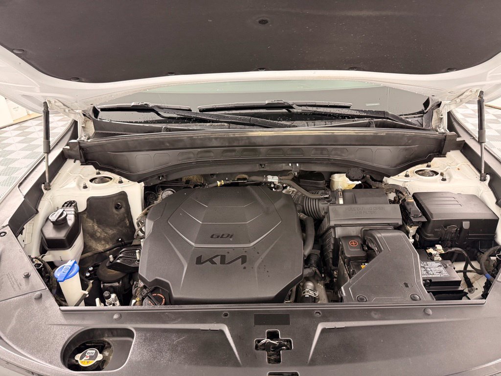 Used 2022 Glacial White Pearl Kia SX image 43