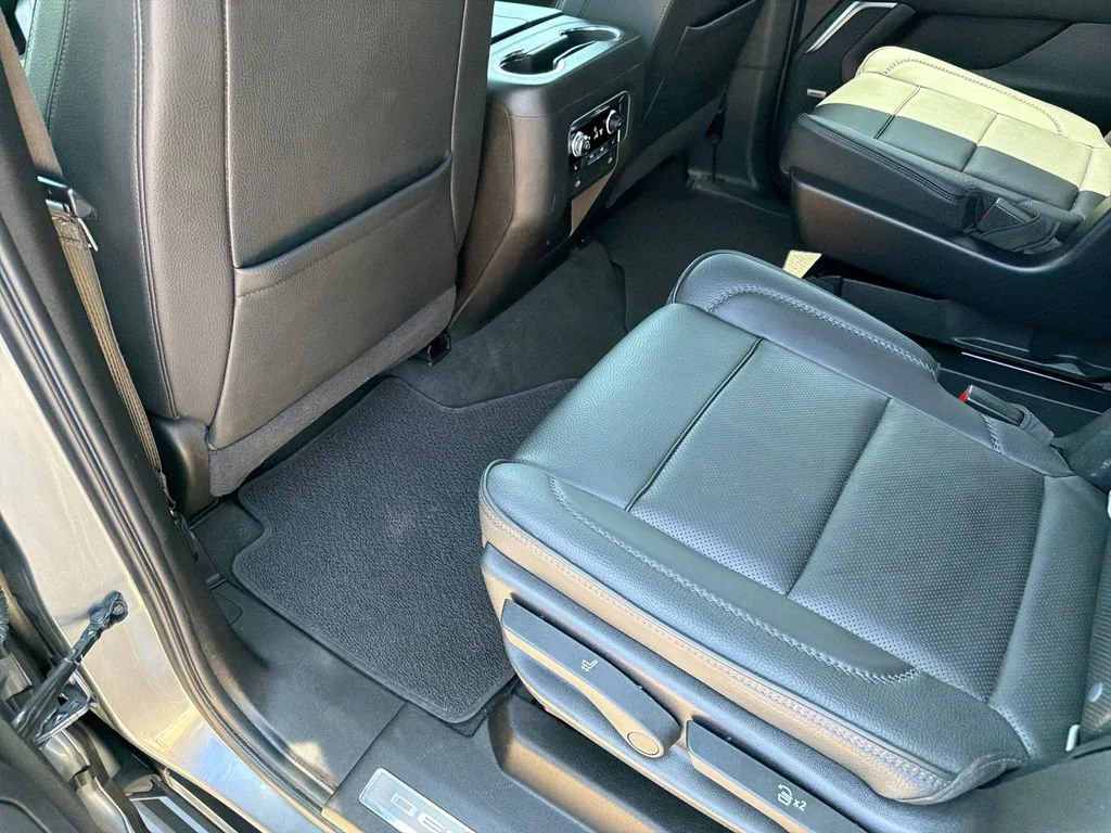 Used 2021 Gray GMC Denali image 34