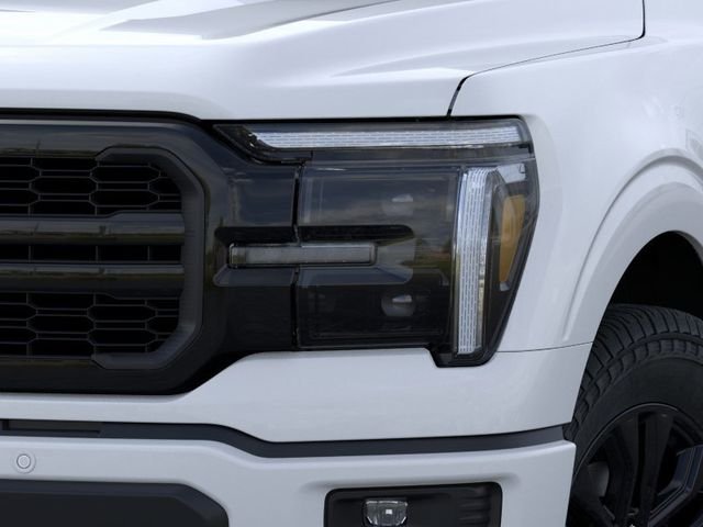 New 2026 Oxford White Ford Lariat® image 18