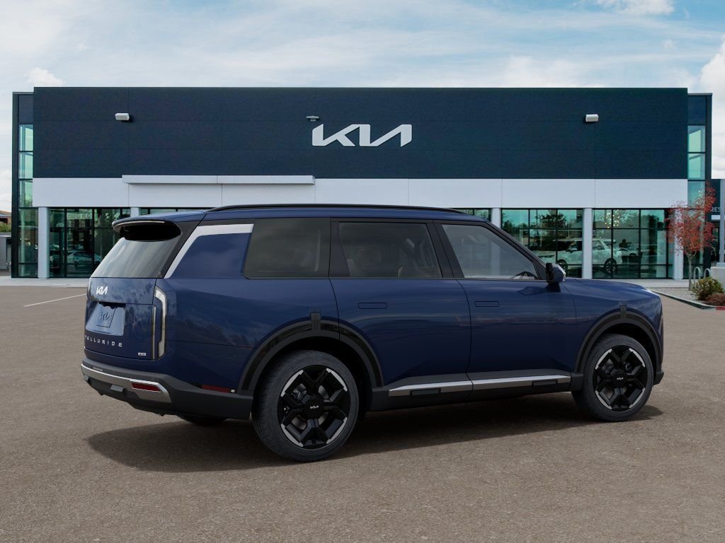 New 2027 Black Kia  image 6