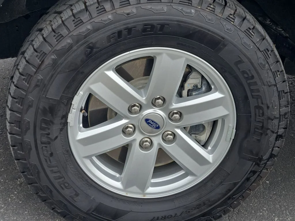 Used 2023 Black Ford XLT image 41