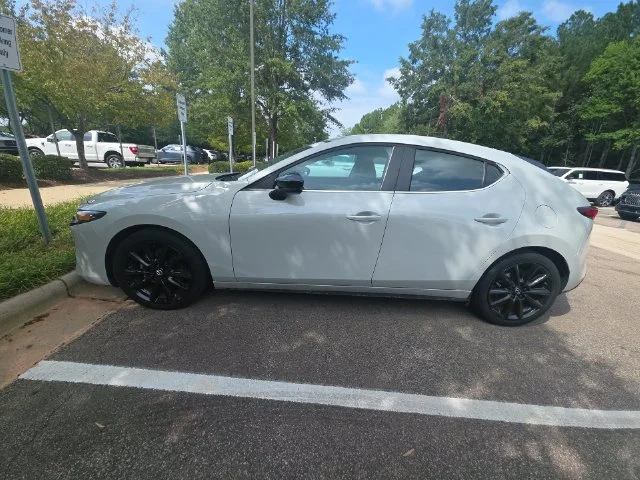 Used 2025 White Mazda 2.5 S Select Sport image 2