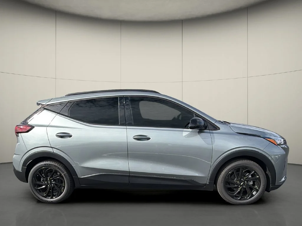 New 2027 Sterling Grey Metallic Chevrolet RS image 8