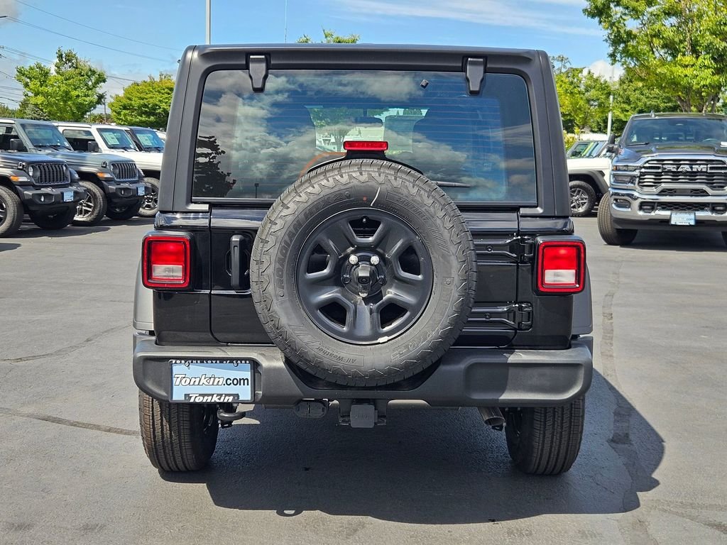 New 2026 Black Clear-Coat Exterior Paint Jeep Sport image 5