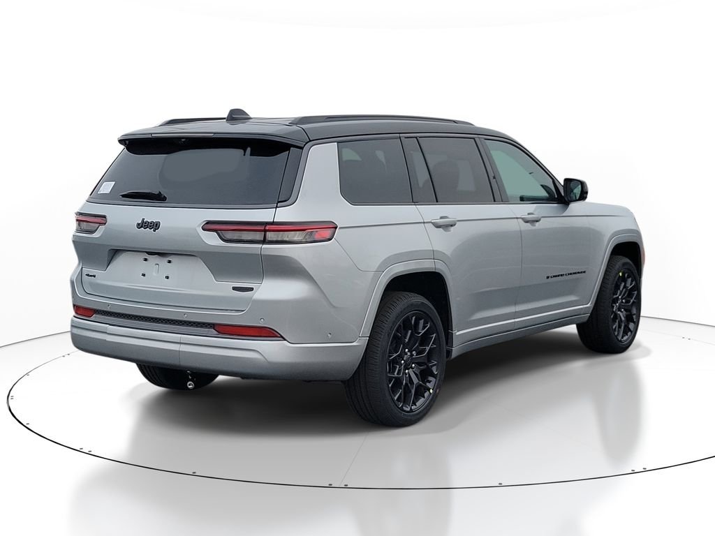 New 2026 Silver Zynith Exterior Paint Jeep Summit image 4