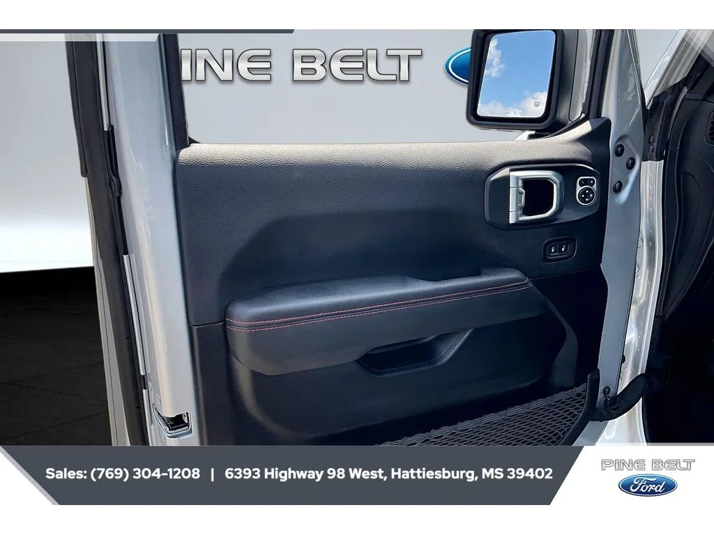 Certified Used 2023 Silver Zynith Clearcoat Jeep Rubicon image 18