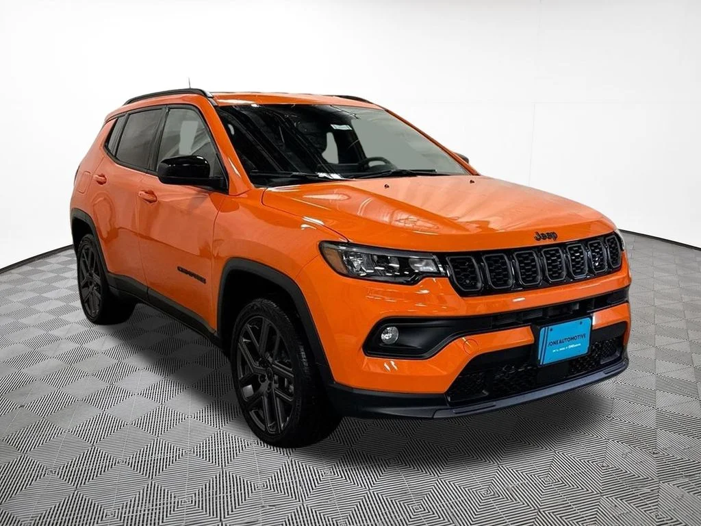 New 2026 Joose (DISC) Jeep Latitude image 3