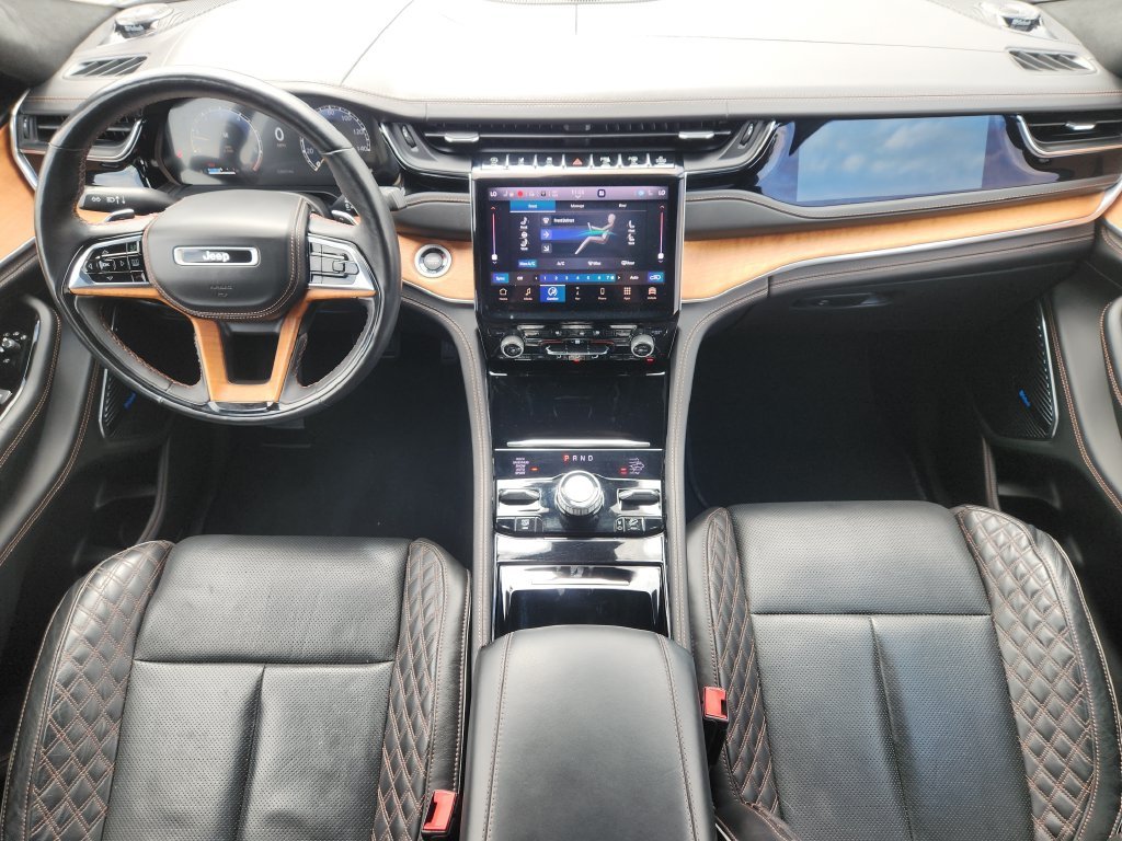Used 2023 Black Jeep Summit Reserve image 18