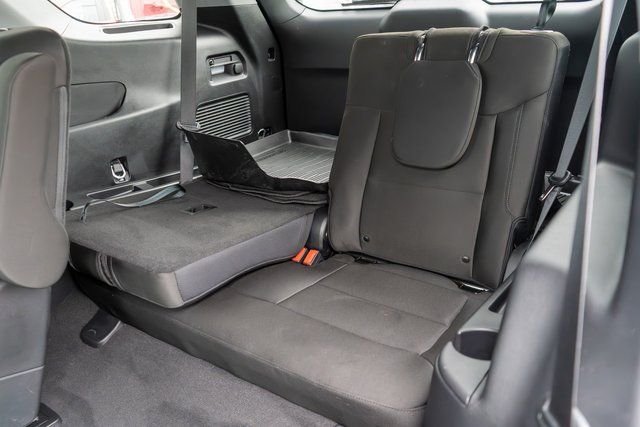 Used 2023 Black Metallic Ford XLT image 11
