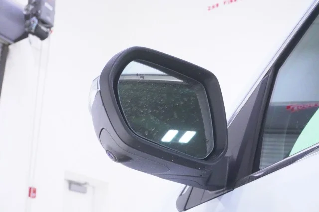2026 GMC Acadia Denali Ultimate - Photo 14